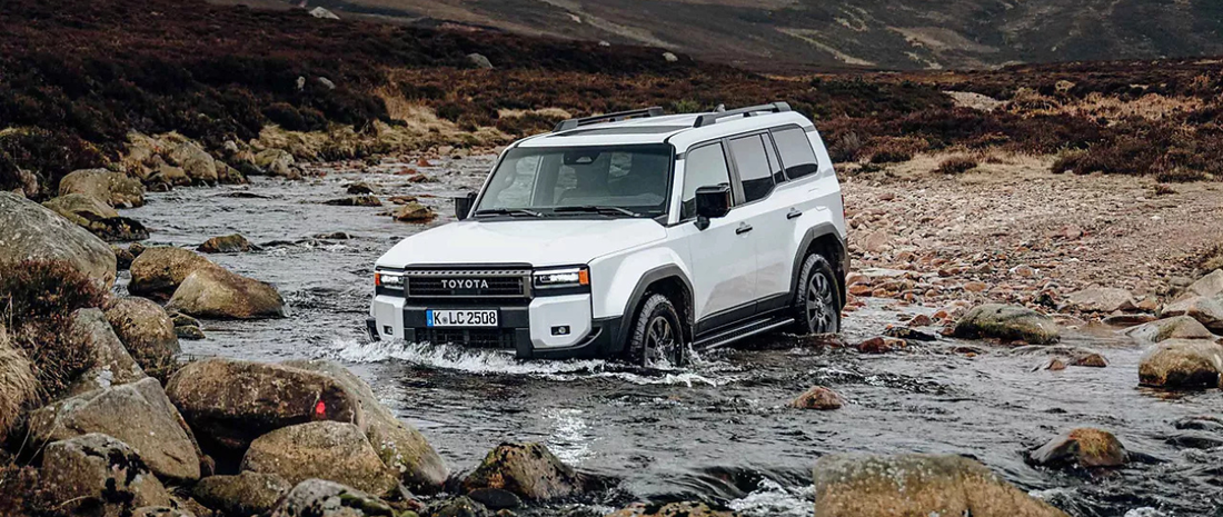The Toyota Land Cruiser Prado stayed calm when everything shifted