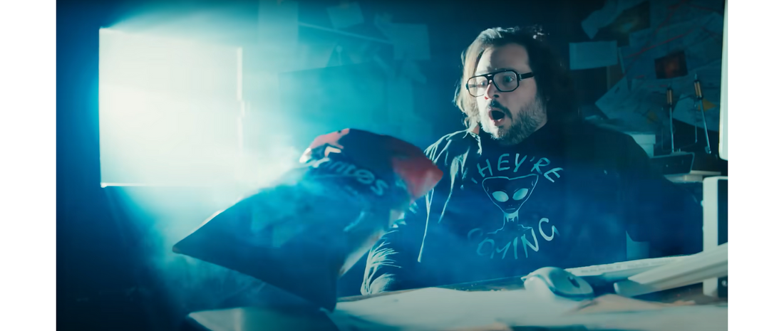 Aliens, Ad Men, and a Bag of Doritos: How a Super Bowl Spot Abducted Our Attention